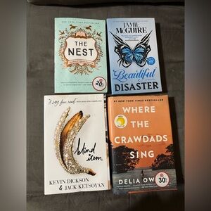 4 Book Bundle – Where the Crawdads Sing, Beautiful Disaster + More